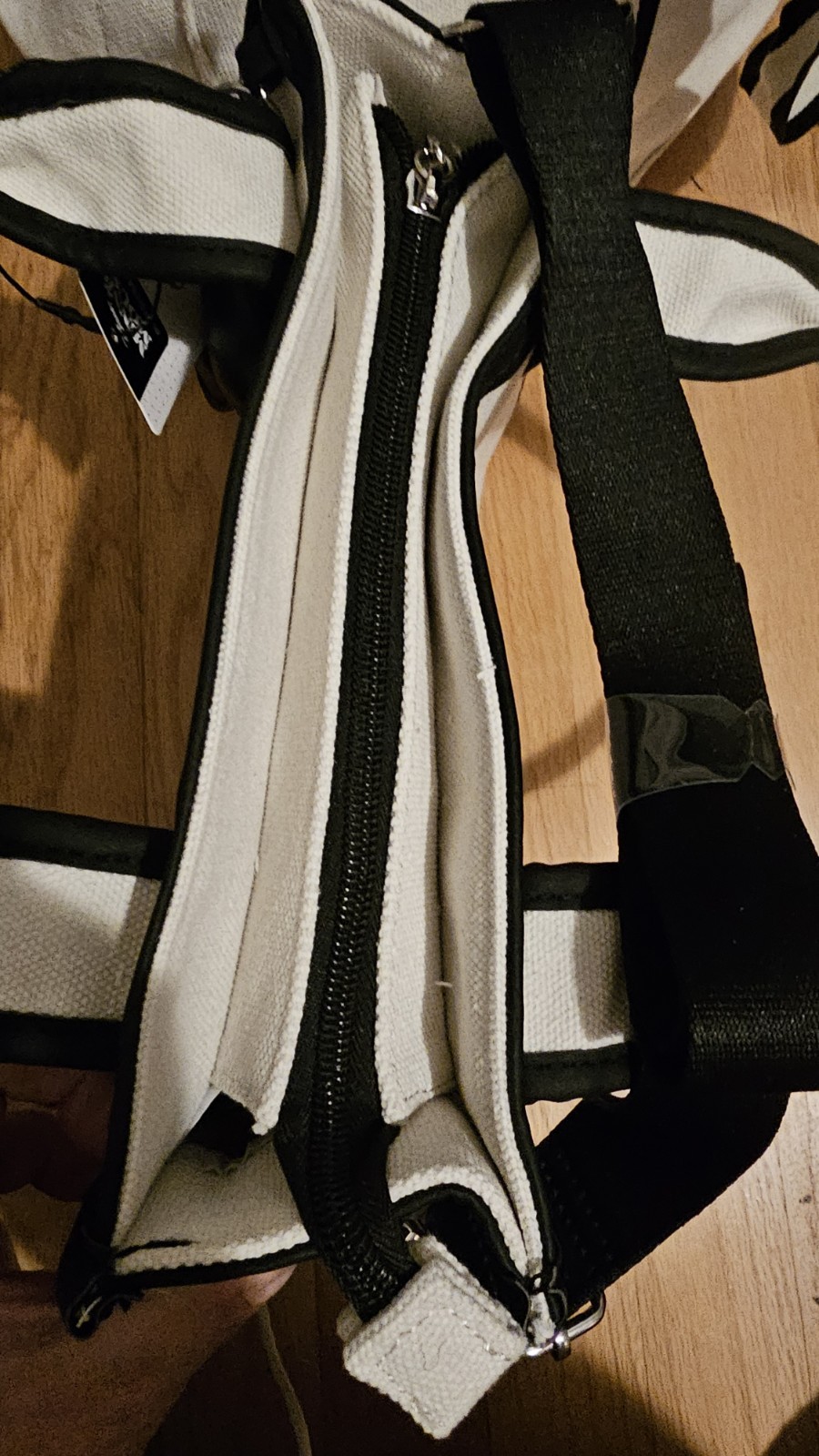 NWT Disney Minnie Mouse Tote Bag Purse Crossbody Primark