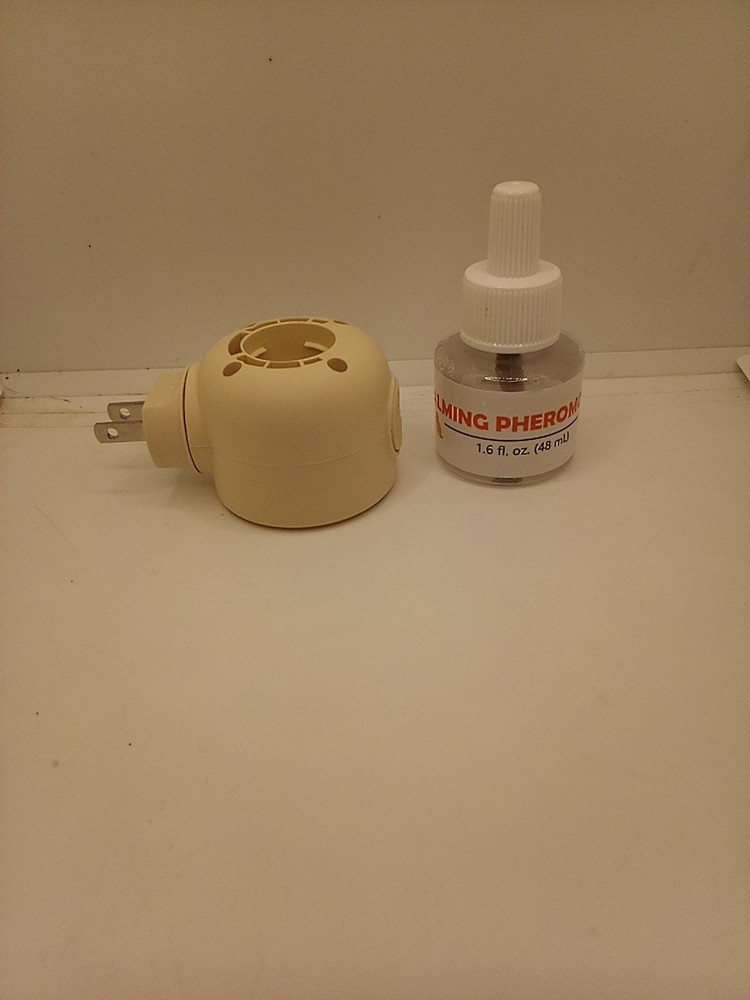 Calming Pheromone Diffuser Kit
