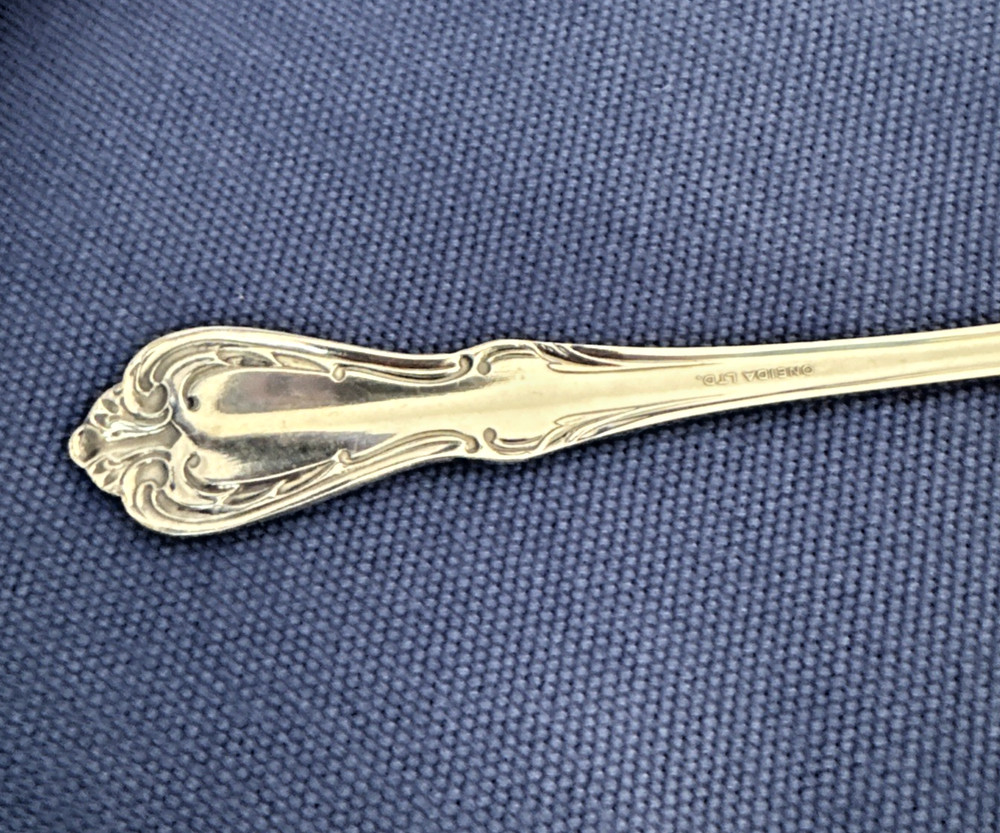 Wm Rogers/Oneida CHALICE HARMONY Pattern Cold Meat Serving Fork 8-1/8”