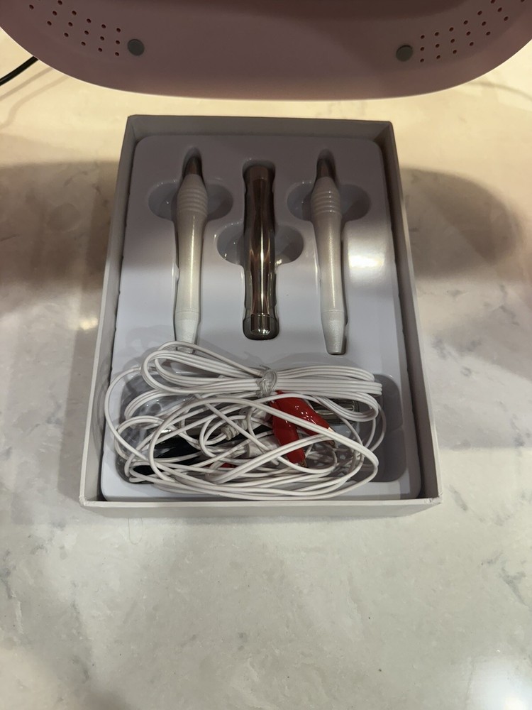 Professional German LED with Microcurrent Therapy by Glownar/Light Quantum