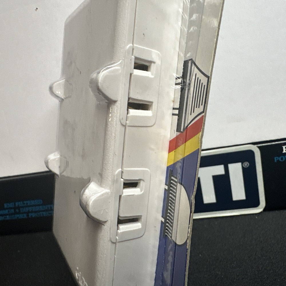 space saver outlet, 2 into 4