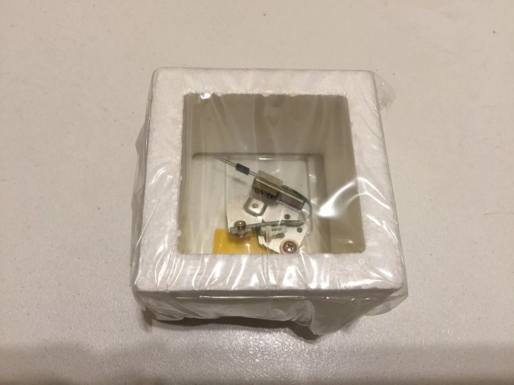 Sony A-6050-655-A Brush Assy