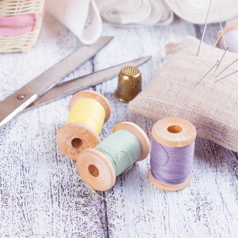 10Pcs Wooden Empty Spools 2" x 1.4" Sewing Thread Spool Brown