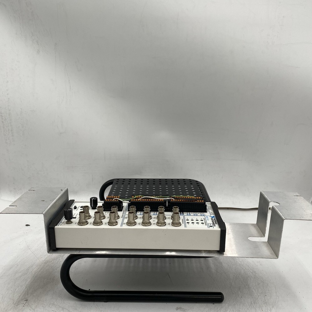 National Instruments BNC-2121 660x Counter/Timer Connector Block