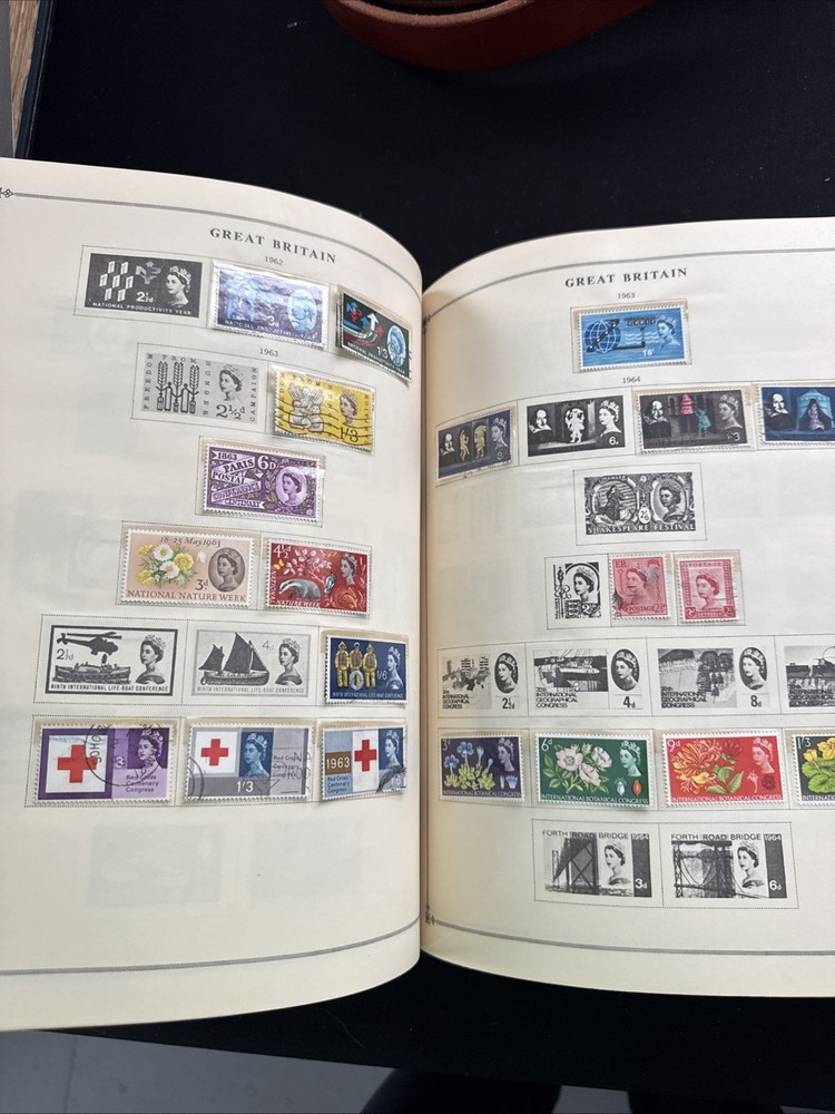 Scott International Blue Stamp Album 1960-1965 Part 5 V - Some Stamps