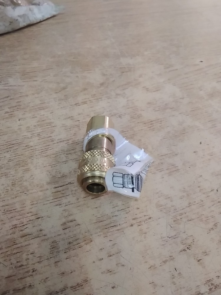 Dixon Quick Coupling 2DF3-B 1/4" IND Coupler, 3/8" NPTF Brass