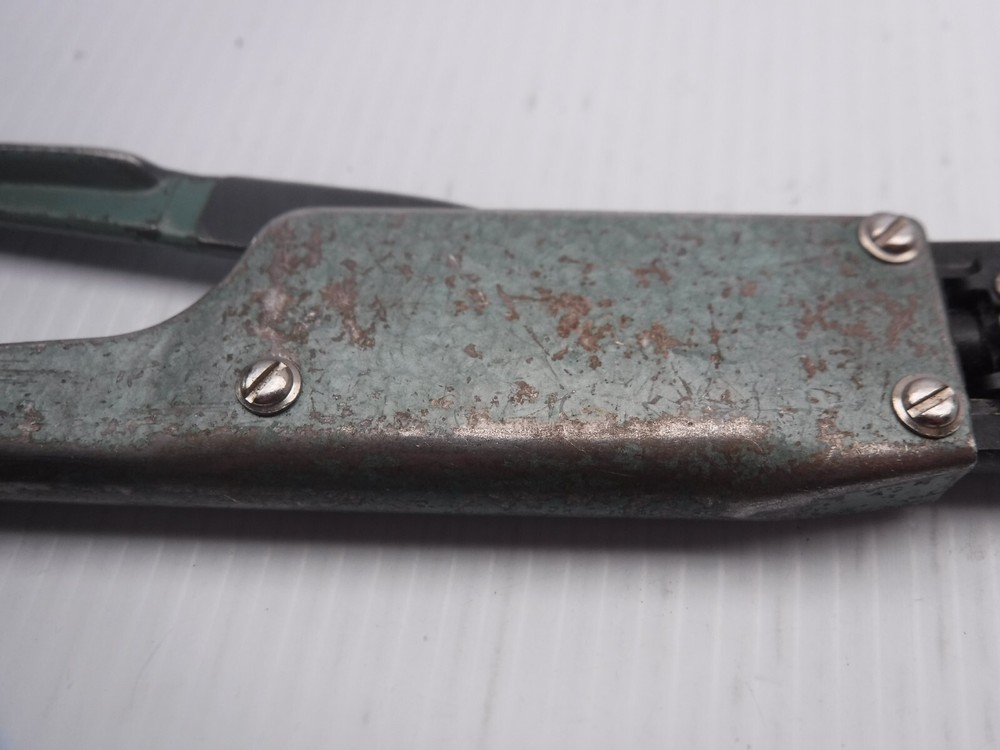 Burndy N16RT-24 Hand Crimp