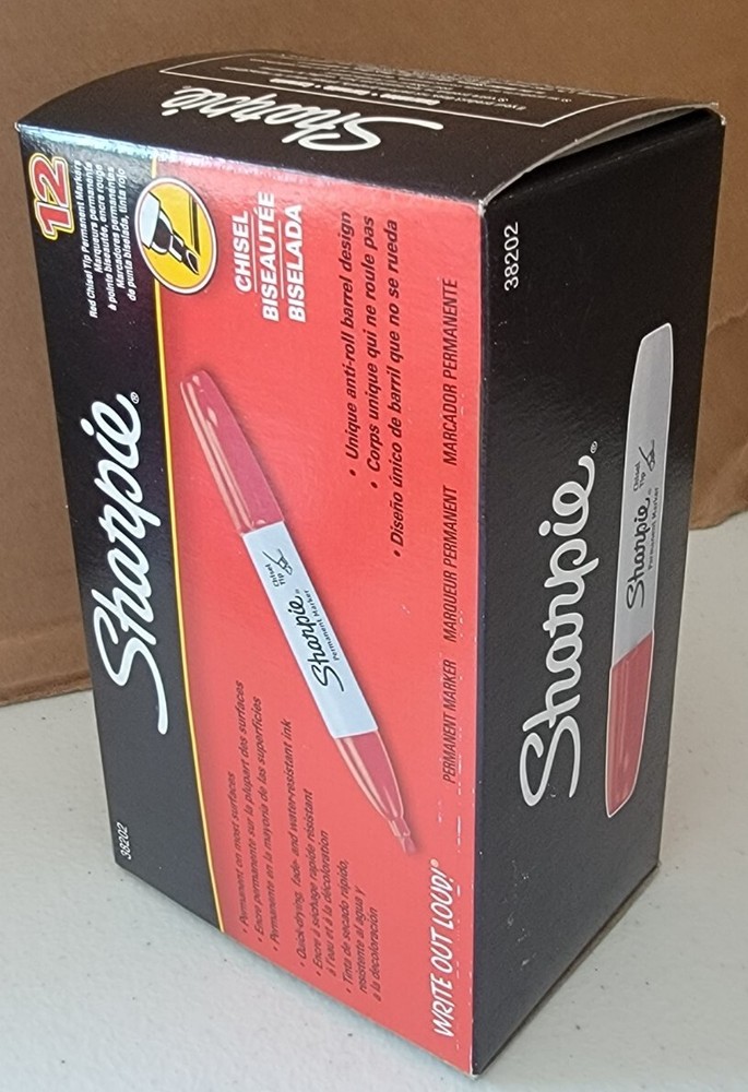 Sharpie Permanent Marker, Chisel Tip, Red, Pack of 12