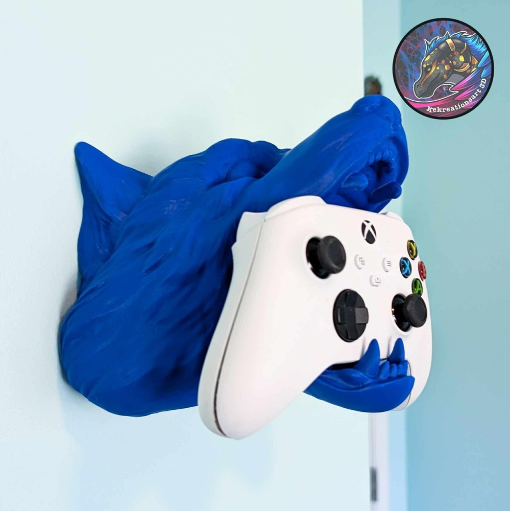 Wall mounted | Wolf Controller Holder | Gamer Gift | Rustic Desk Decor | Gaming