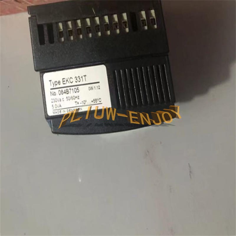 1PCS NEW Danfoss EKC331T 084B7105 Unit Controller