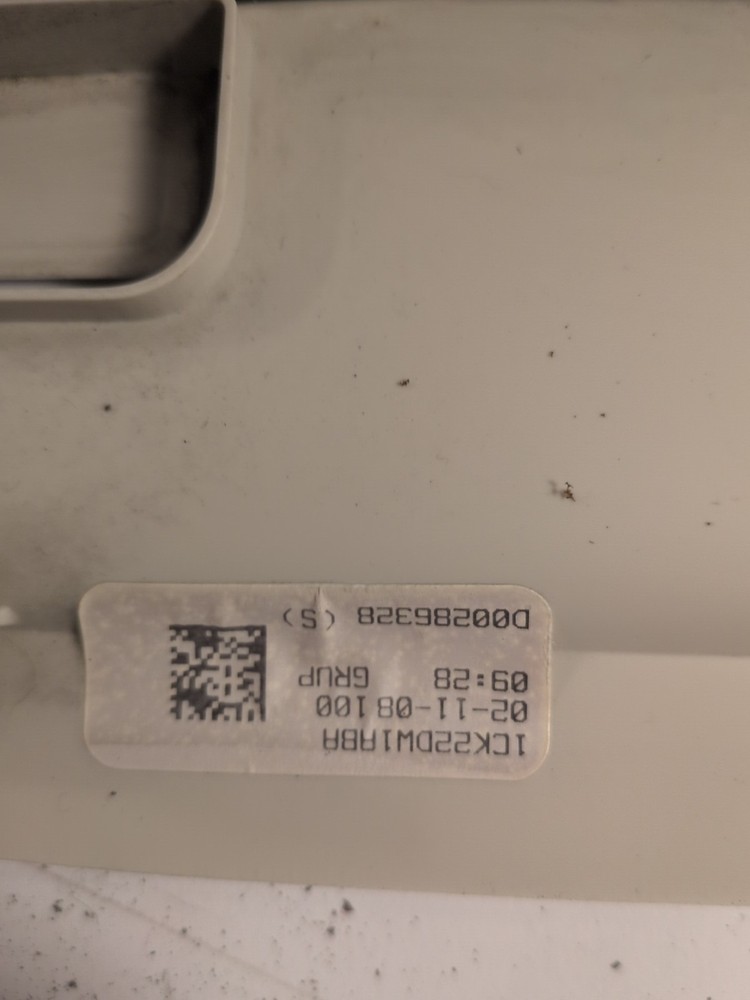 2007 - 2010 DODGE NITRO OVERHEAD DOME LIGHT BEIGE OEM