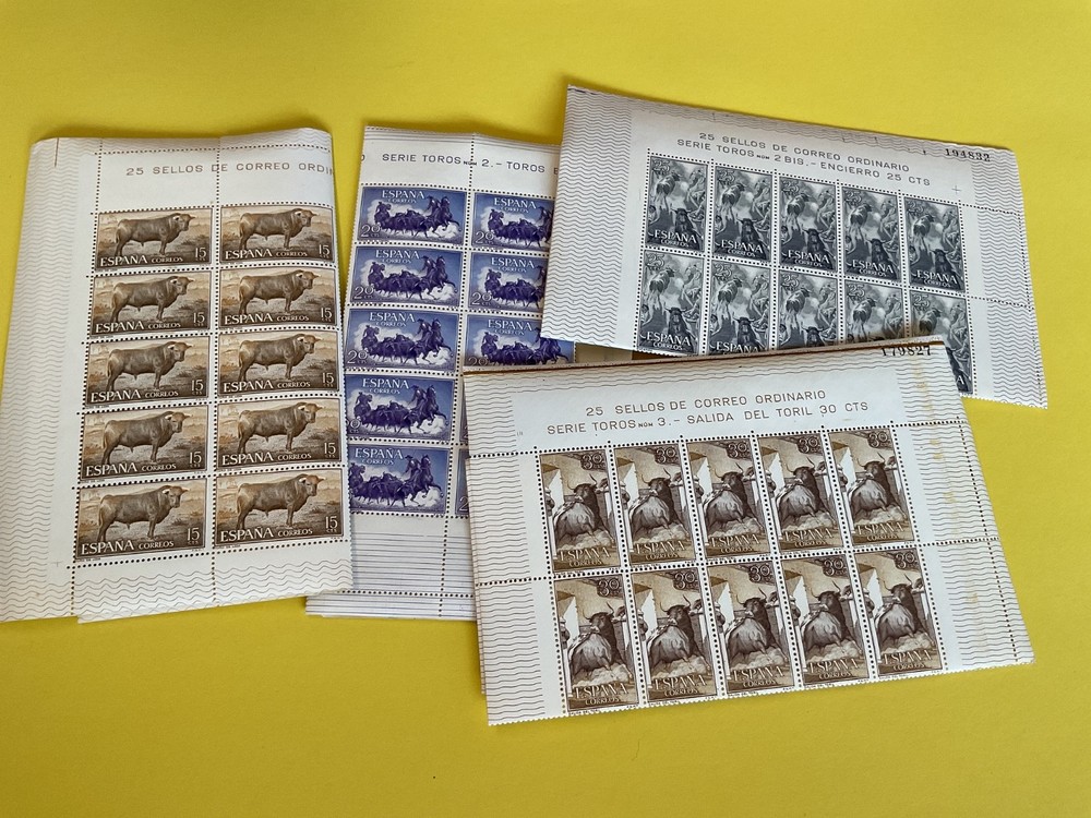 Spain Bull 4 mint never hinged stamps sheets folded B333