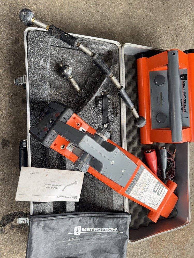 Metrotech 9800xt Underground Pipe Cable Locator System