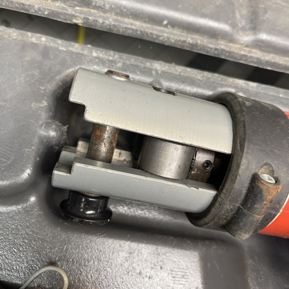 Ridgid RP 210 press frame (xt15