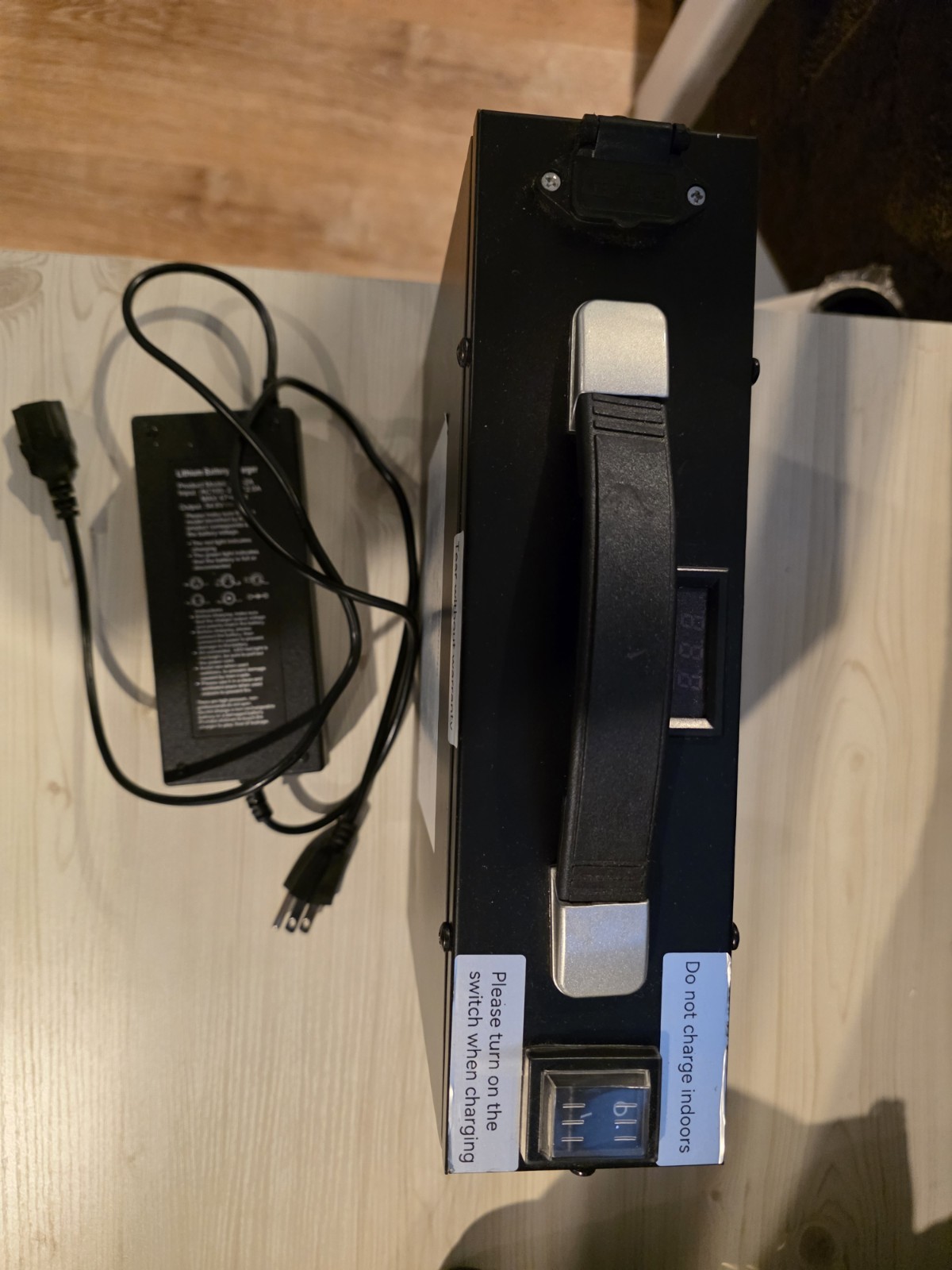 48V Lithium Battery Dedicated Charger Electric Stair Climbing Hand Trucks Dolly