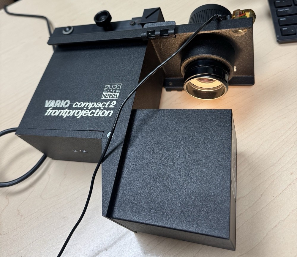 Hensel Studio Technik ~ Vario Compact 2 Front Projection System ~ West Germany