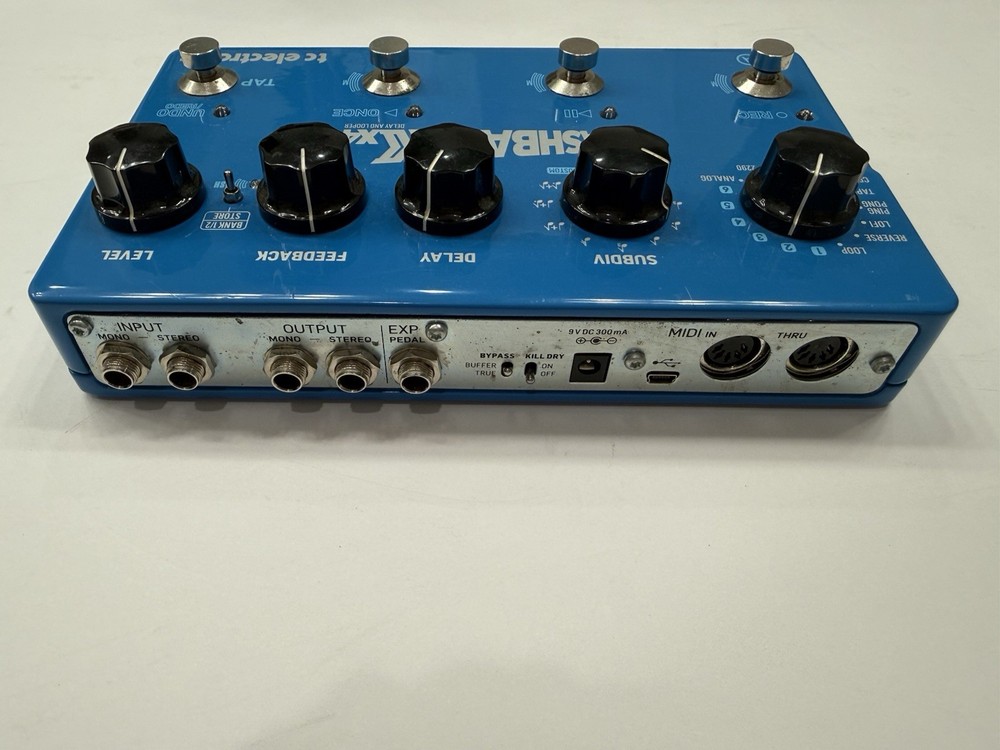 TC Electronic Flashback X4 Delay & Looper True Bypass Guitar Effect Pedal