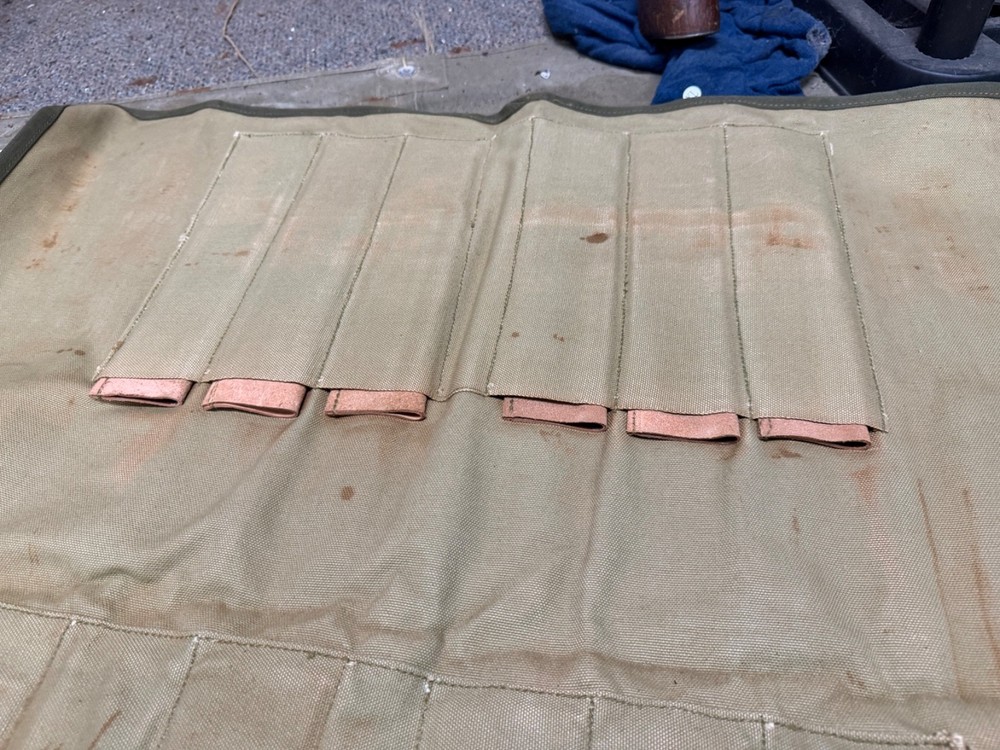 ORIGINAL WWII US ARMY M1937 BUTCHER OUTFIT KNIVES UTENSILS ROLL W/ INSERTS