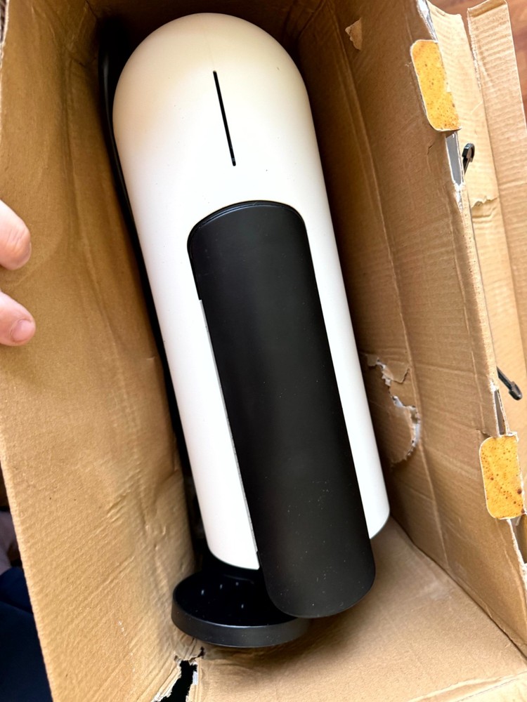 Delta Q Quick Capsule Espresso Machine — White, Programmable, 0.8L