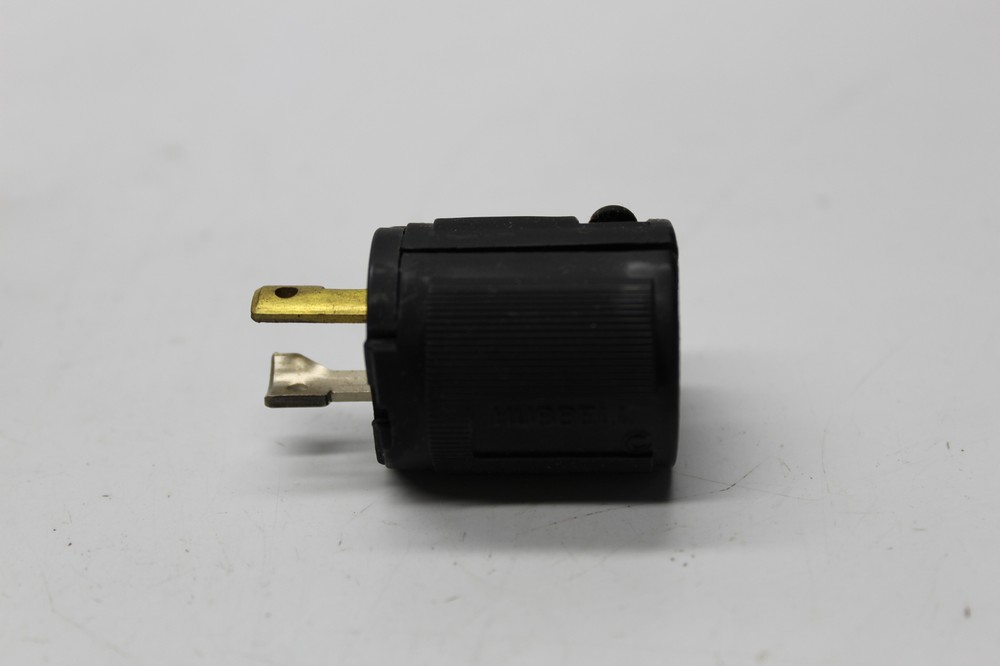HUBBELL 7465VBLK PLUG NSMP