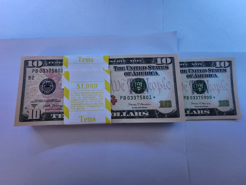 New $10 Uncirculated Star Note Series 2017 A