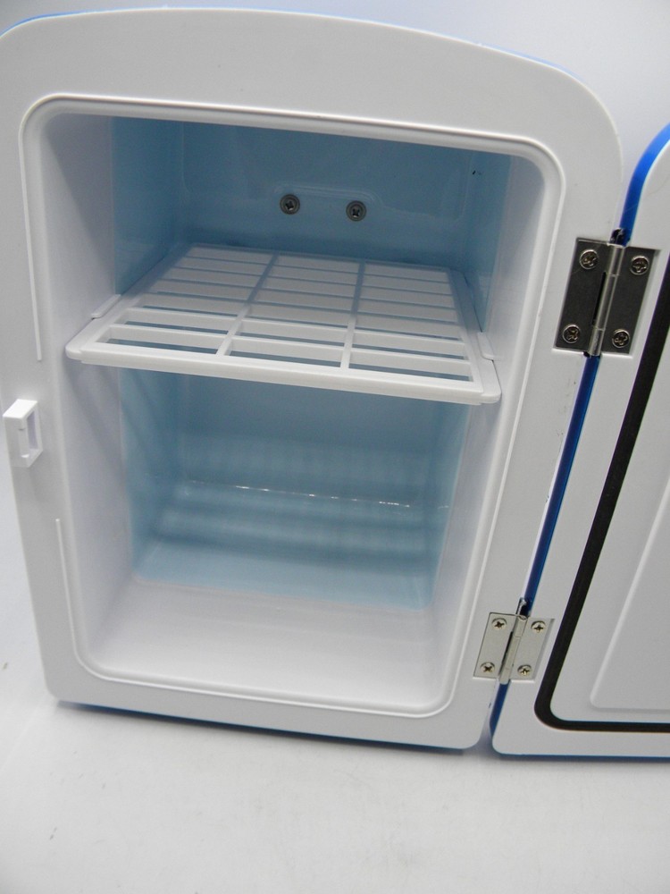 Pepsi Compact Portable Mini Cooler Mini Fridge 6 Can NEW