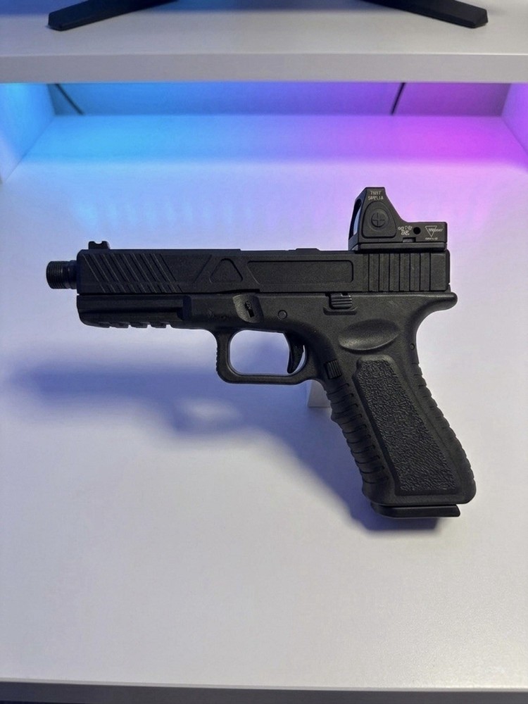 Airsoft Tokyo Marui G17 Upgraded