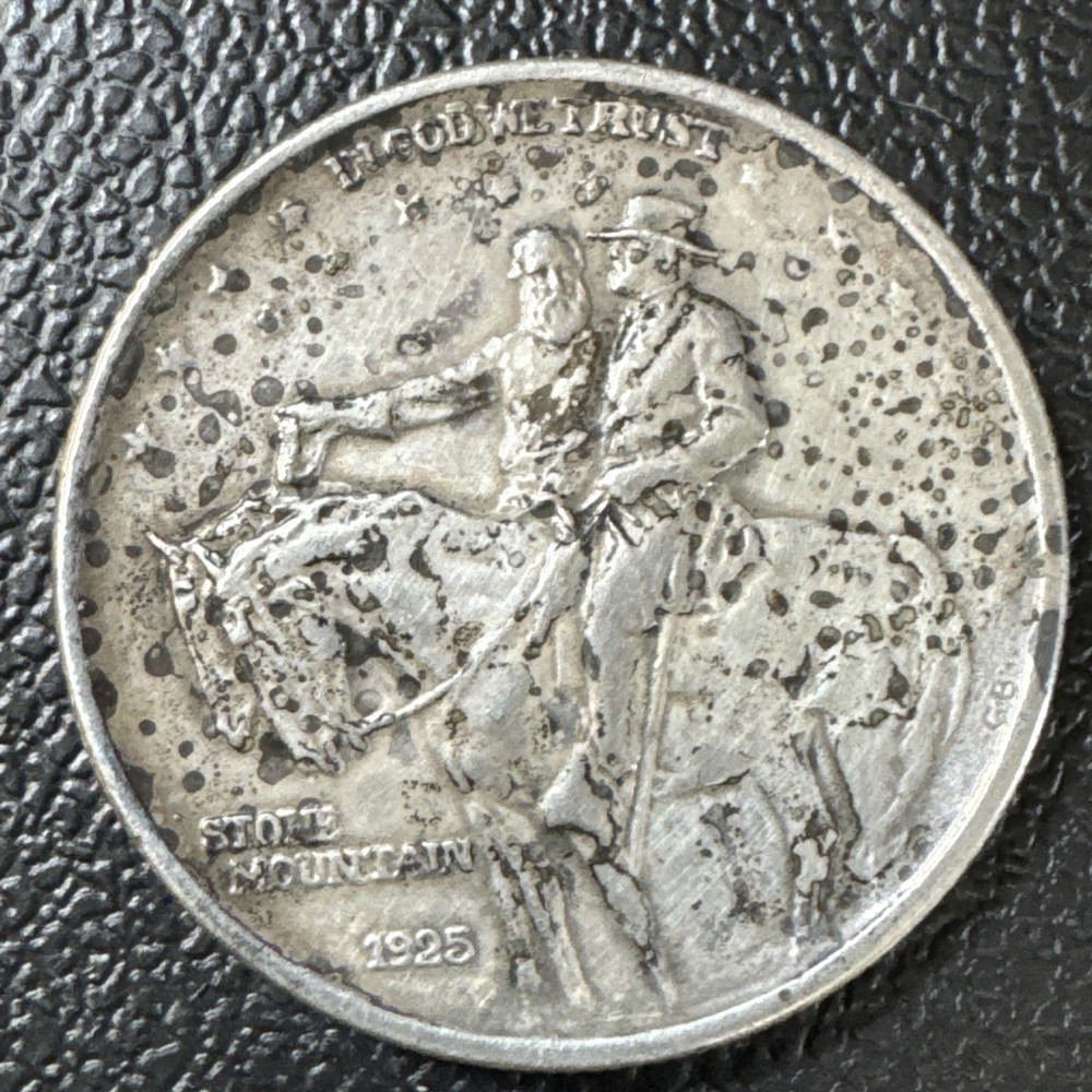 1925 50c Stone Mountain Commemorative Half Dollar AU Stained