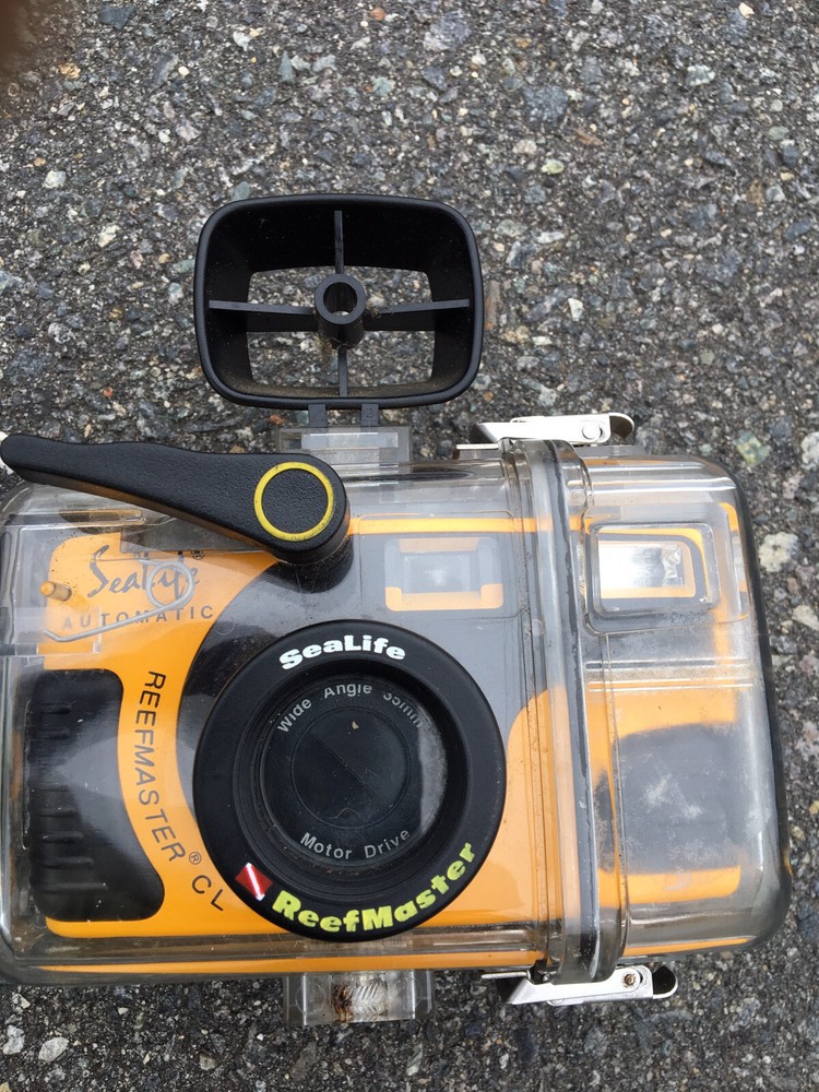 Sealife Reefmaster SL52001 Automatic 35mm camera and waterproof case