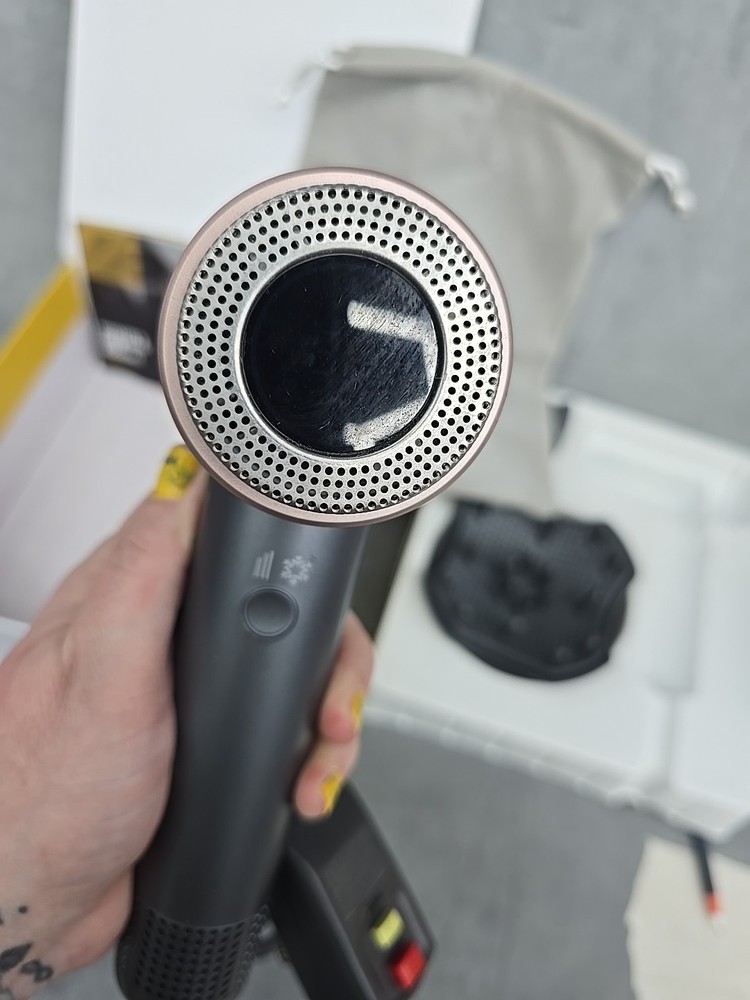 Whalers Hair Dryer CareFlow , W/ Concentrator & Diffuser