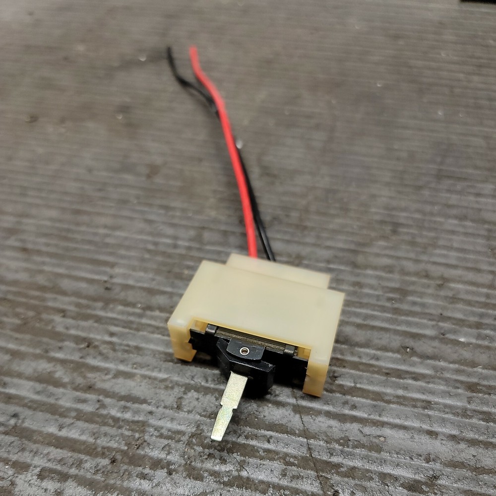 Fisher Cr-5115 Cassette Deck Power Switch