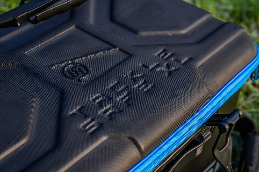 Preston Innovations Hardcase Tackle Safe XL