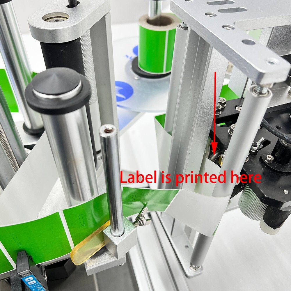 LT-150D Automatic Round Bottle Labeling Machine 45.86"*5.9" Conveying Digital US