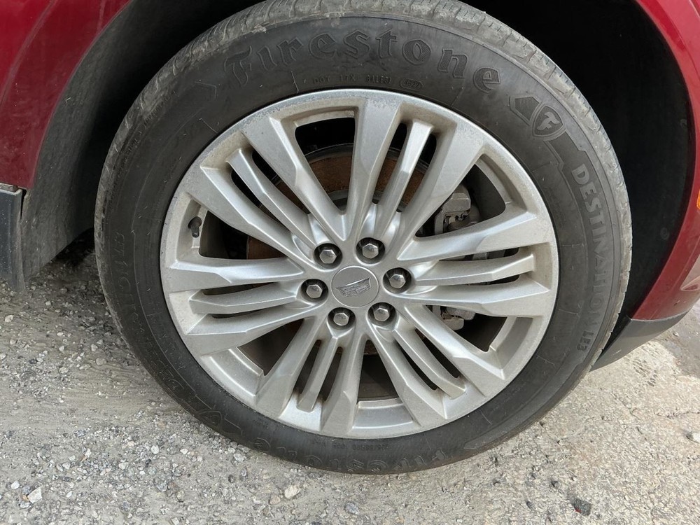 XT5 2017 Glove Box 4972233