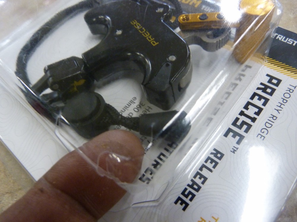 Trophy Ridge Precise Thumb Trigger Release for Compound Bow, Black Gold