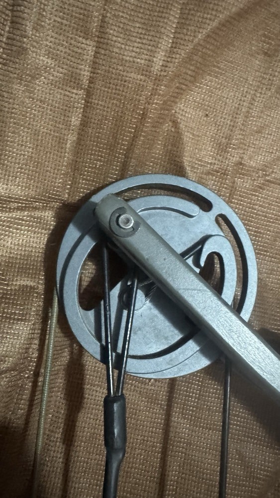 Pearson Spoiler Compound Bow RH 70