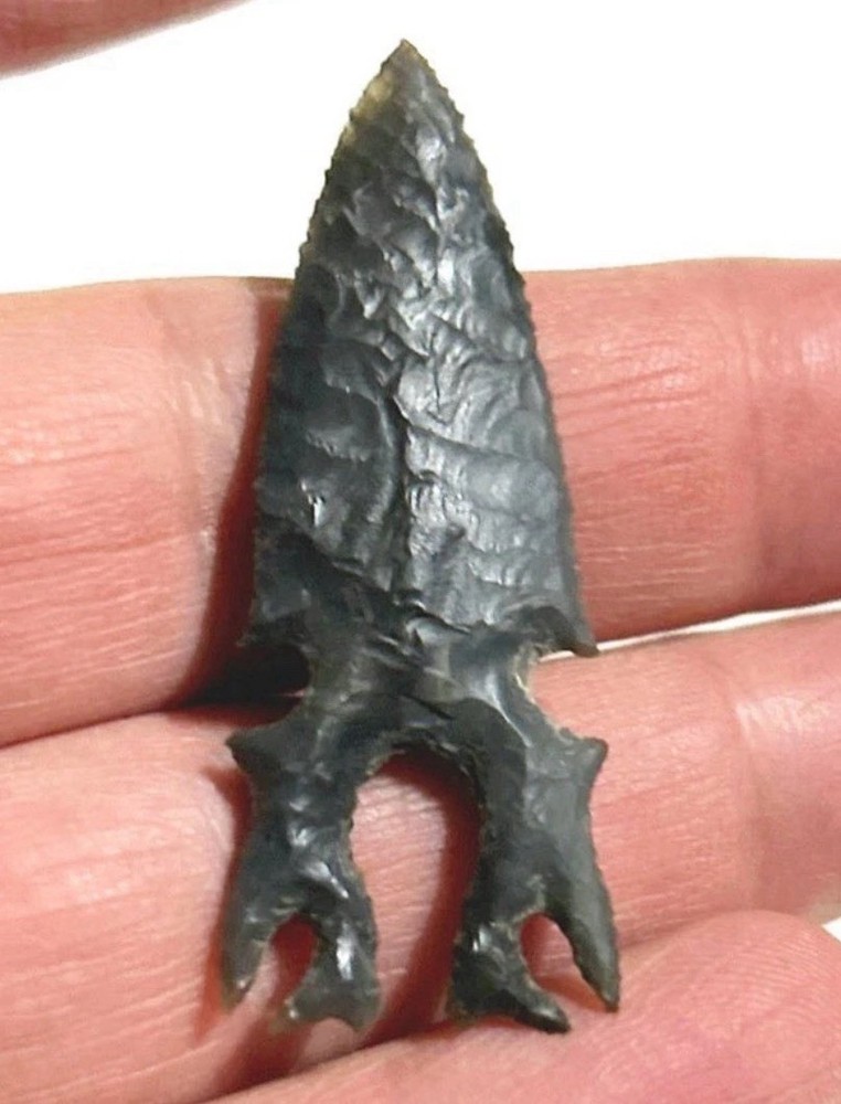 Flint Knapped Arrowhead Modern Eccentric Very Thin Crab Claw
