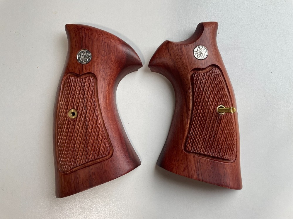 New Handmade Smooth Grip for S&W K/L Frame Round Butt  686 Grip Open back Strap