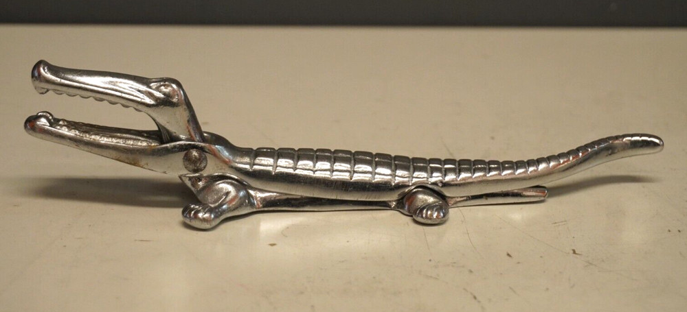 Alligator Nutcracker