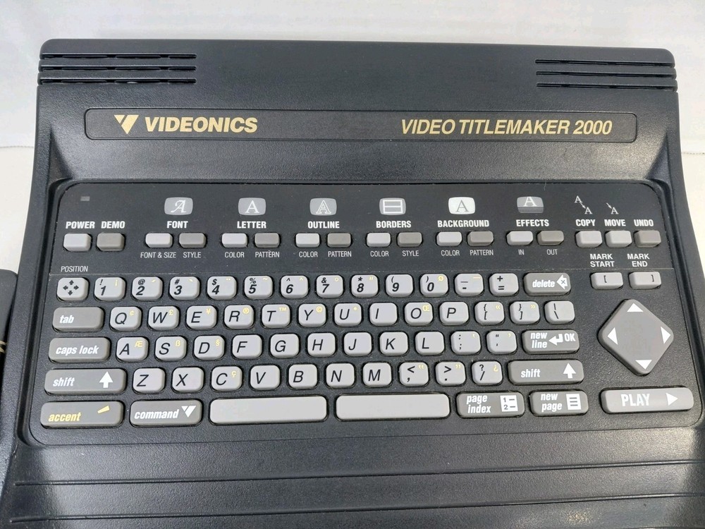VIDEONICS TitleMaker 2000 With Cords and Very Good Condition