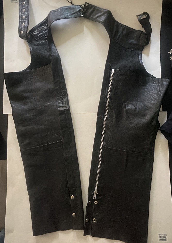 men’s medium leather chaps
