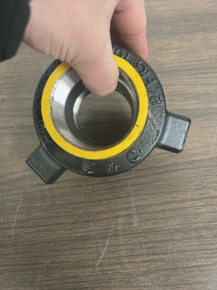 2” Figure 100 HB Union Complete THD