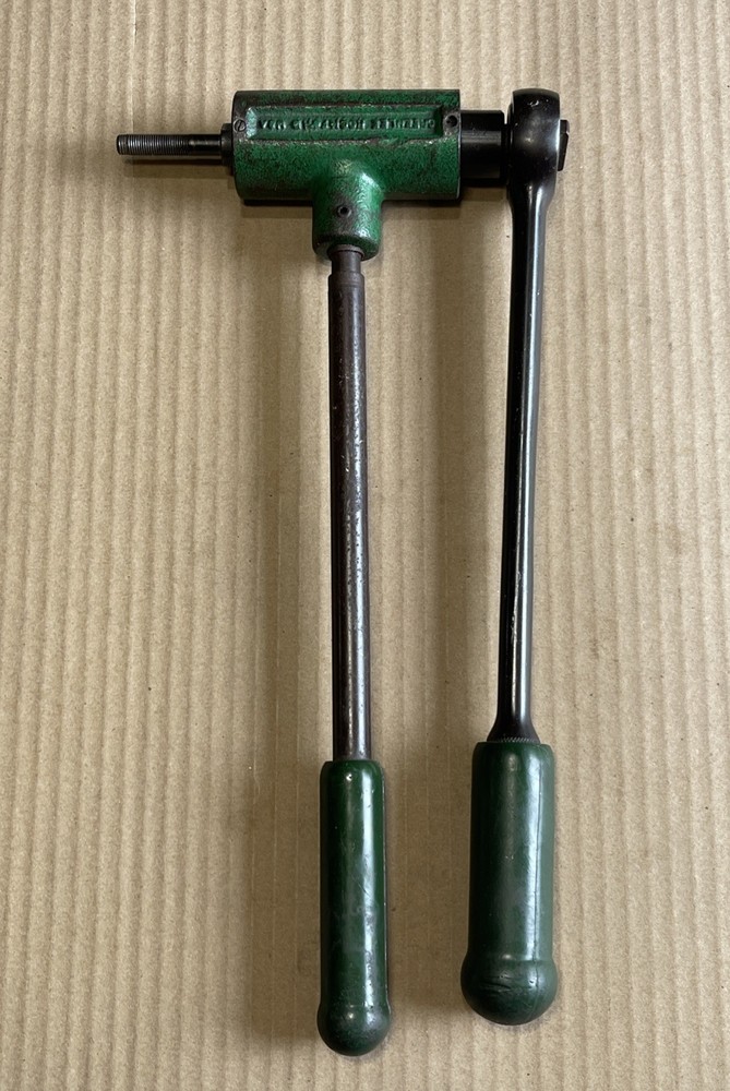 Greenlee 1804 Ratchet Knockout Puller