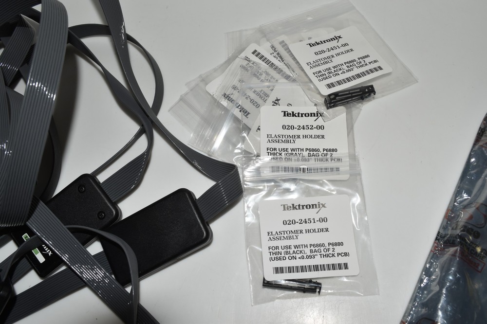 ^^ TEKTRONIX P6880 LOGIC ANALYZER W/ ELASTOMETER HOLDER ASSEMBLY - NEW (TSM102)