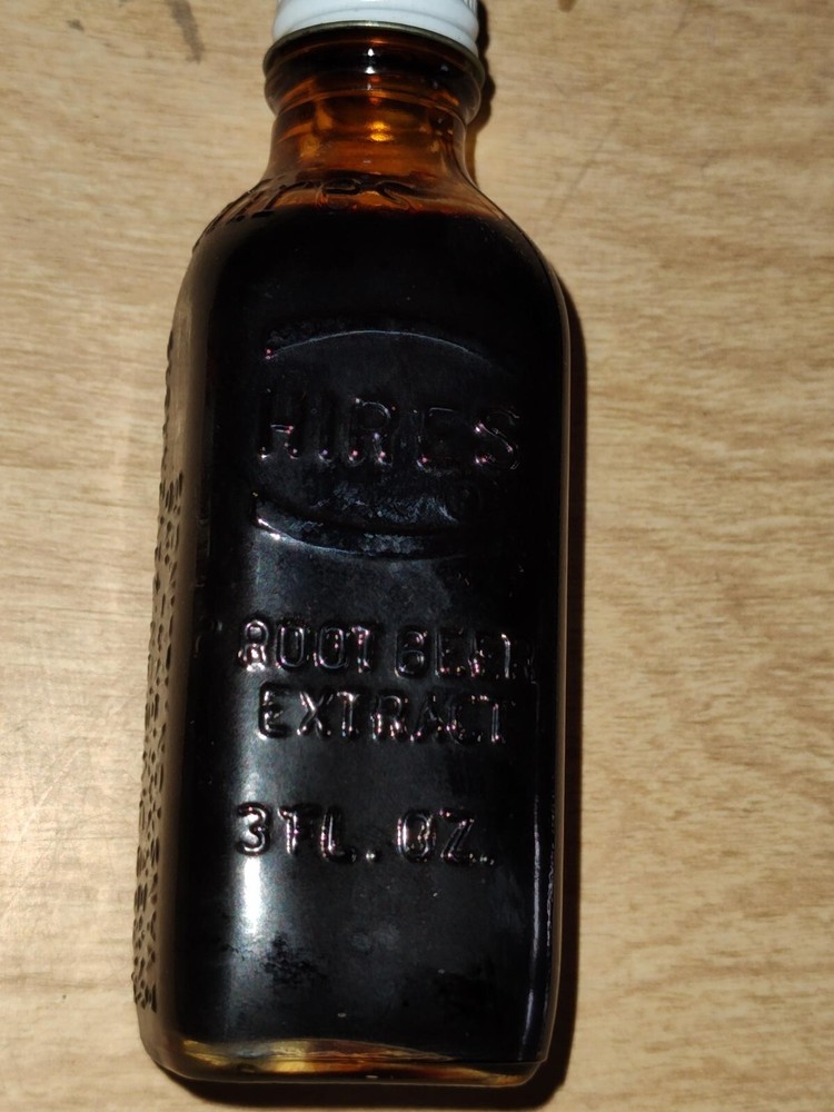 Vintage Hires Root Beer Extract with Original Box & Instructions