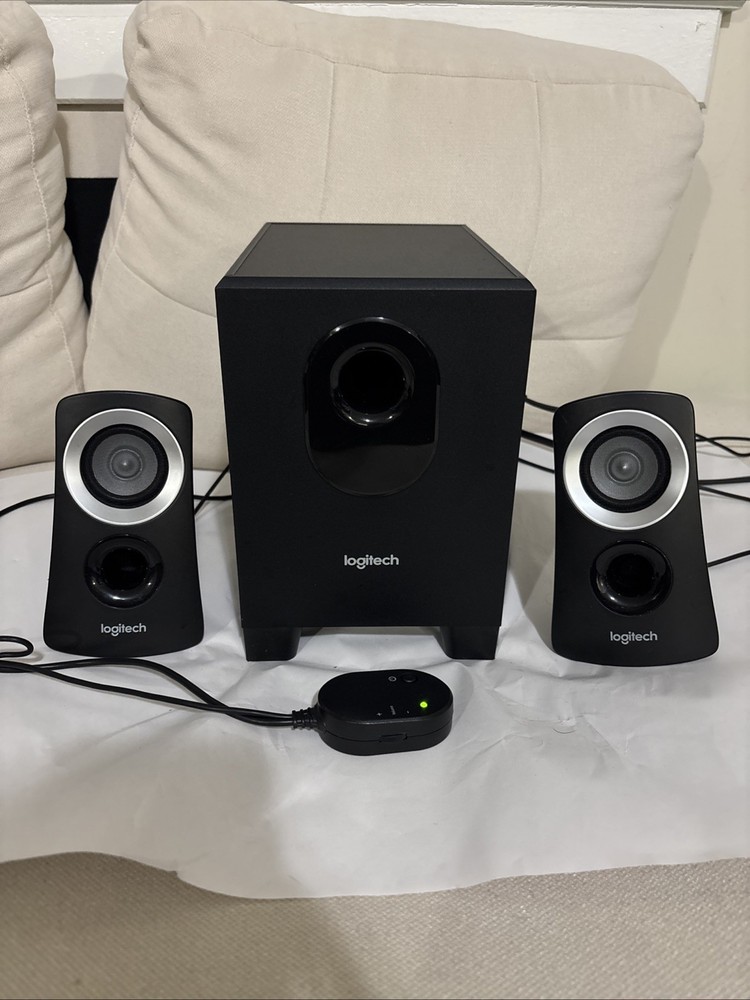 Logitech Z313 2.1 Speaker System Subwoofer+Satellites Wired Remote PC Mac Tested