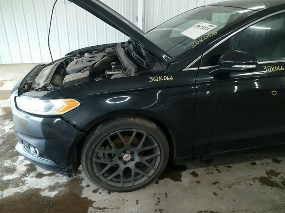 FUSION 2013 High Mounted Stop Light 104742259