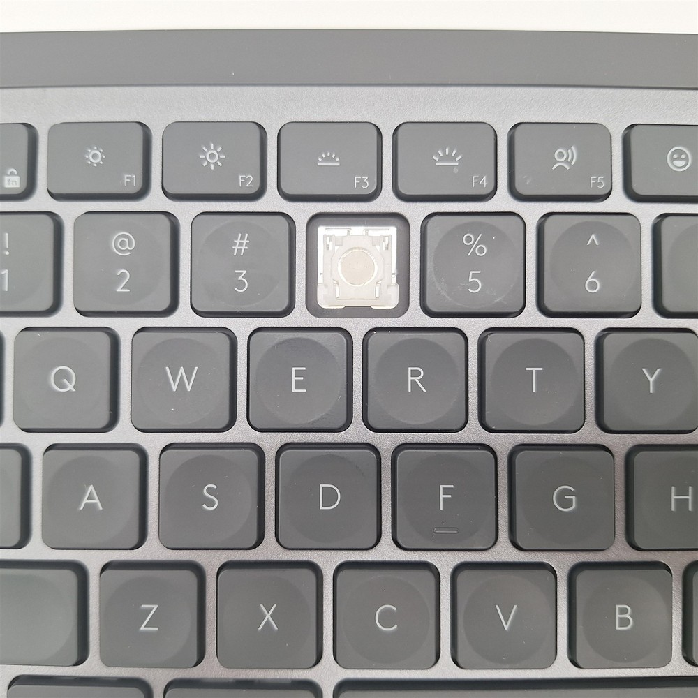 Logitech MX Keys S Combo - Performance Wireless Keyboard and Mouse *READ*