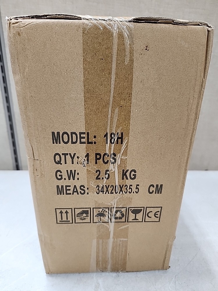NEW WONEGG Egg Incubator for Hatching Chicks - 18 Eggs