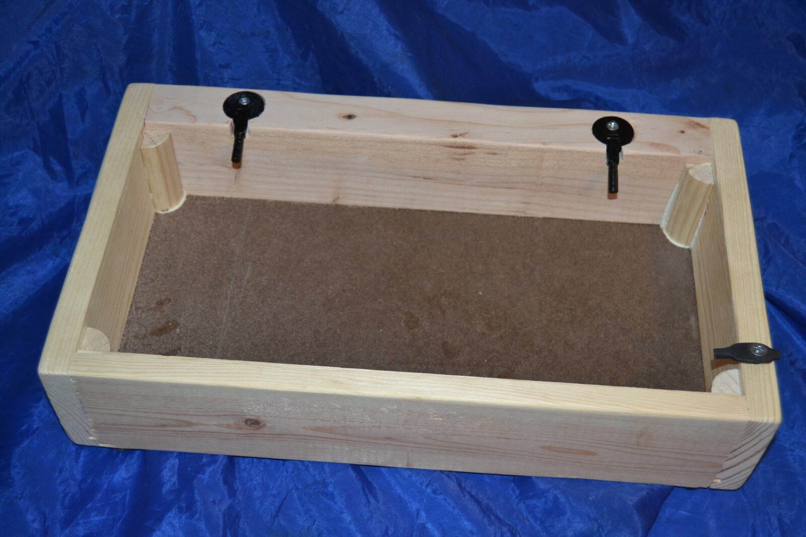 BASE WOOD HINGES SINGER SEWING MACHINES 28 128 99 185 SPARTAN OTHER